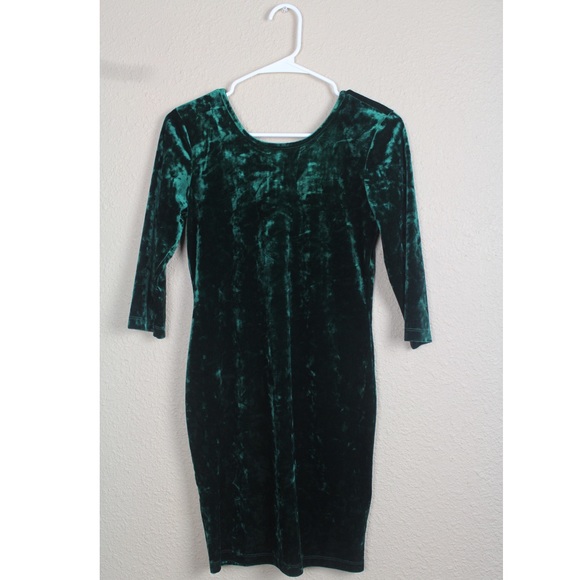Green Velvet Dress by Forever 21 - Picture 2 of 3